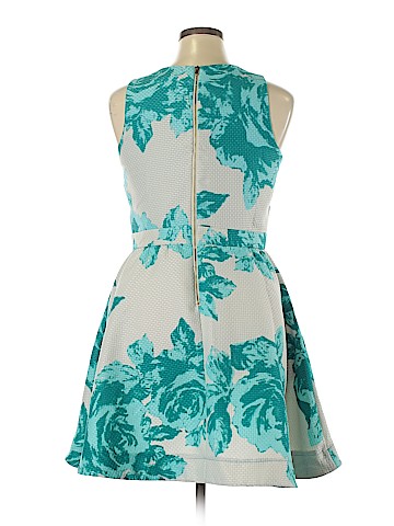 Danny & Nicole Casual Dress (view 2)