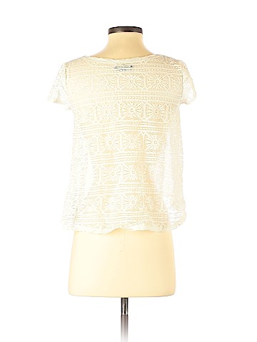 American Eagle Outfitters Short Sleeve Top (view 2)