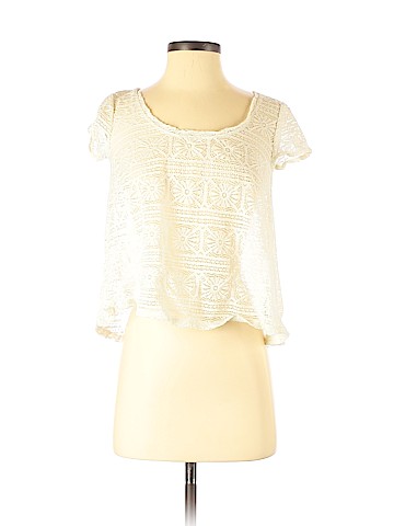 American Eagle Outfitters Short Sleeve Top (view 1)