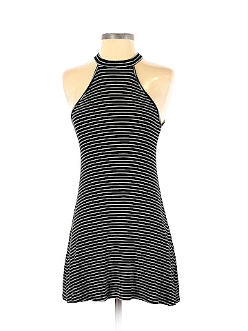 American Eagle Outfitters Casual Dress (view 1)