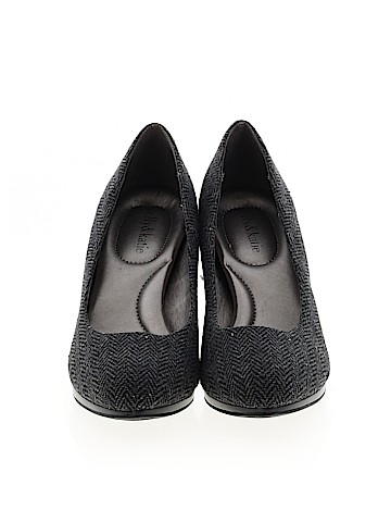 Kelly & Katie Heels (view 2)