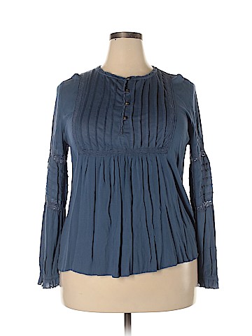 Knox Rose Long Sleeve Top (view 1)