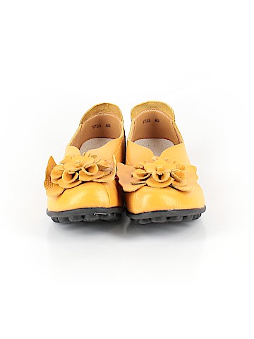 Unbranded Flats (view 2)