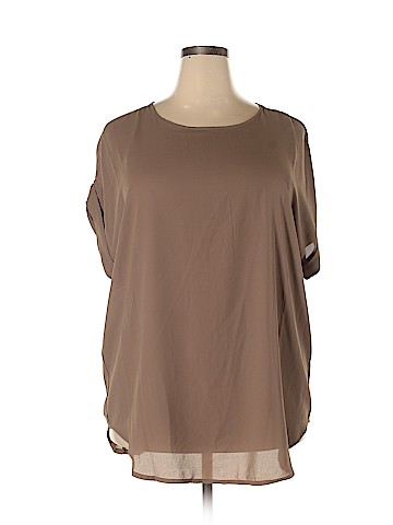 Zenana Outfitters Short Sleeve Blouse (view 1)