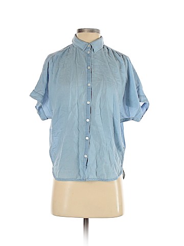 H&M Short Sleeve Button-Down Shirt (view 1)