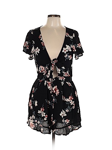 American Eagle Outfitters Casual Dress (view 1)