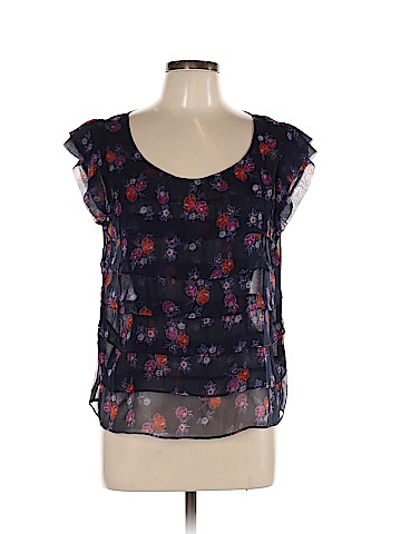 American Eagle Outfitters Short Sleeve Blouse (view 1)