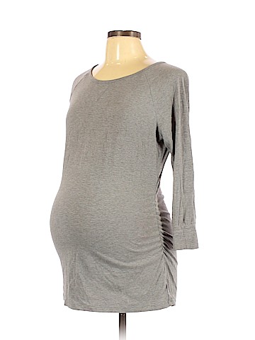 Liz Lange Maternity Long Sleeve T-Shirt (view 1)