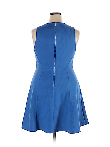 Mossimo Casual Dress (view 2)