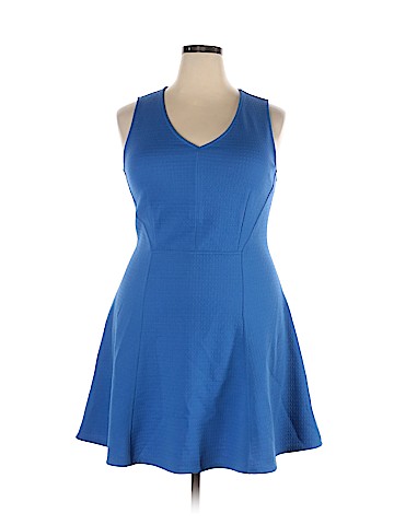 Mossimo Casual Dress (view 1)