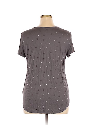 Gap Short Sleeve T-Shirt (view 2)