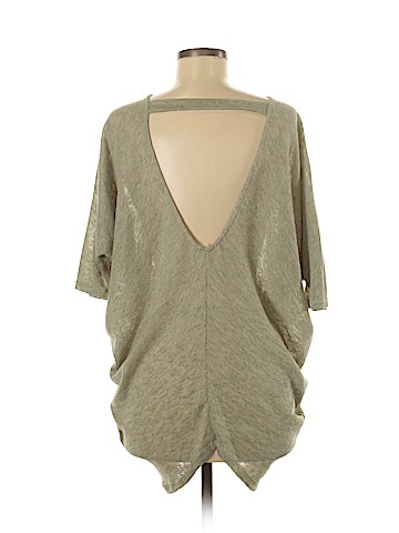 Style Rack Short Sleeve Top (view 2)