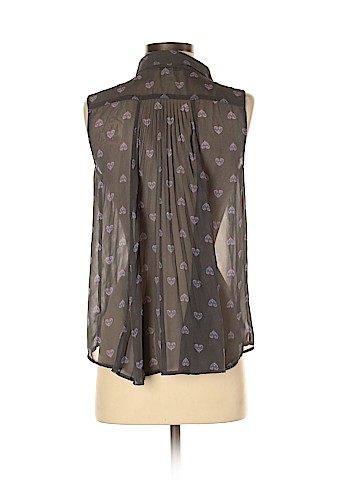 American Eagle Outfitters Sleeveless Button-Down Shirt (view 2)