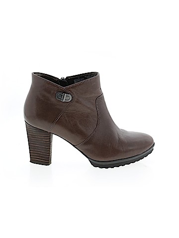 Easy Spirit Ankle Boots (view 1)