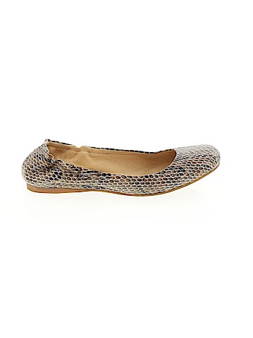 Stuart Weitzman Flats (view 1)