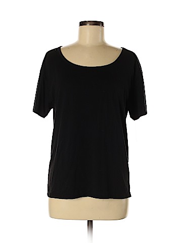 Victoria's Secret Short Sleeve T-Shirt (view 1)