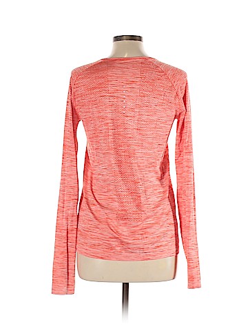 Nike Active T-Shirt (view 2)