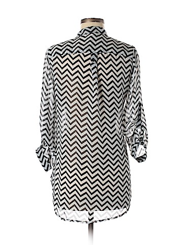 Charlotte Russe 3/4 Sleeve Blouse (view 2)