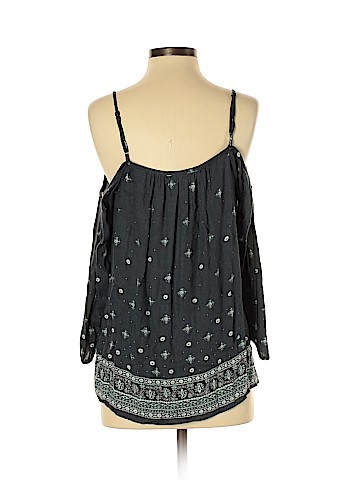 American Eagle Outfitters 3/4 Sleeve Blouse (view 2)