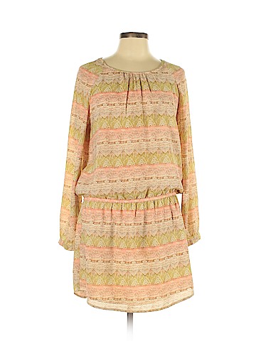 Forever 21 Casual Dress (view 1)