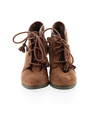 Madden Girl Ankle Boots (view 2)