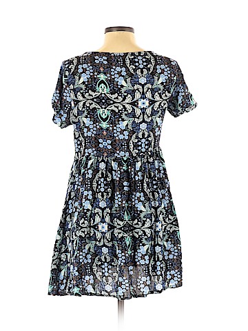 Forever 21 Casual Dress (view 2)