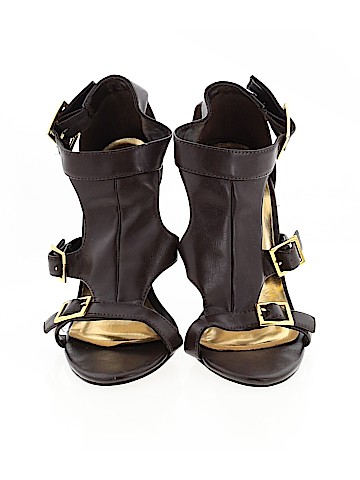 Delicious Heels (view 2)