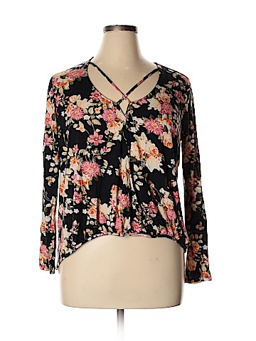 Charlotte Russe Long Sleeve Top (view 1)