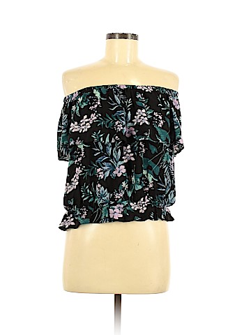 American Eagle Outfitters Short Sleeve Top (view 1)