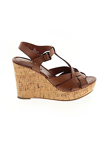 Mia Wedges (view 1)