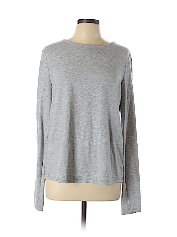 Victoria's Secret Long Sleeve T-Shirt (view 1)