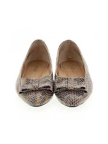 VANELi Flats (view 2)