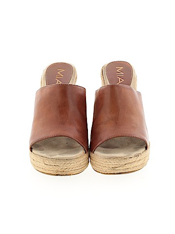 Mia Wedges (view 2)