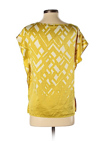 Outback Red Short Sleeve Blouse (view 2)