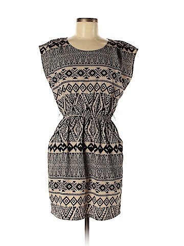 Forever 21 Casual Dress (view 1)