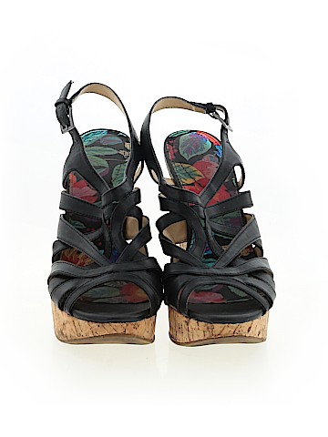 Unbranded Wedges (view 2)