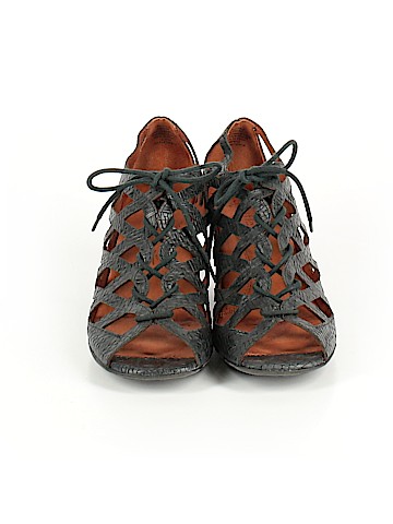 Gentle Souls Heels (view 2)