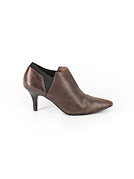 Donald J Pliner Size 8 1/2