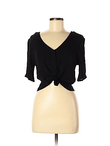 Kendall & Kylie Short Sleeve Blouse (view 1)