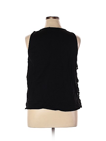 Elle Sleeveless Blouse (view 2)