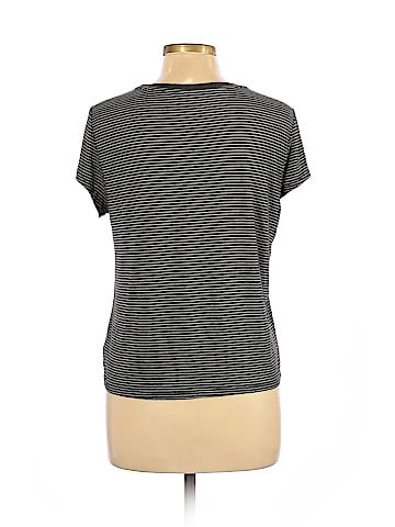 American Eagle Outfitters Short Sleeve T-Shirt (view 2)