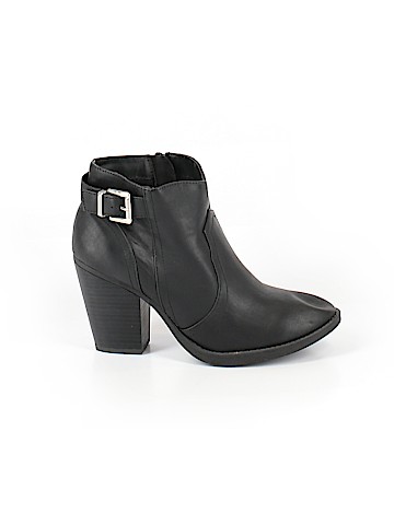 SODA Ankle Boots (view 1)