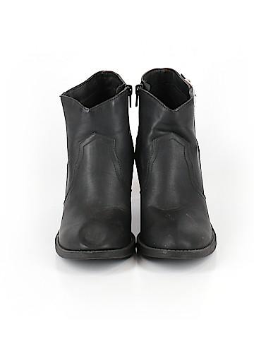 SODA Ankle Boots (view 2)