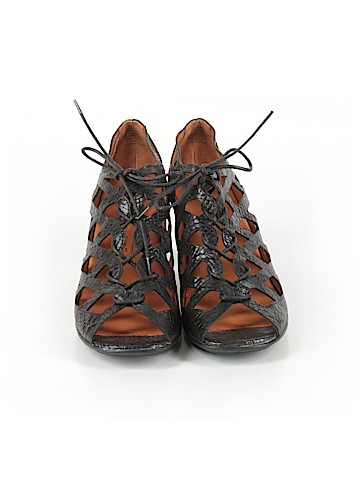 Gentle Souls Heels (view 2)