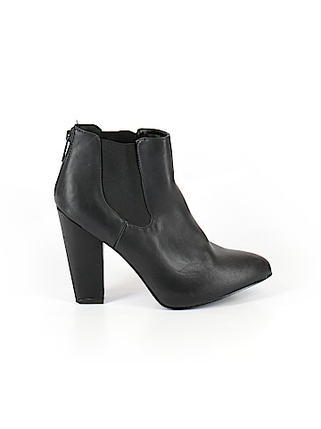 Breckelle's Ankle Boots (view 1)