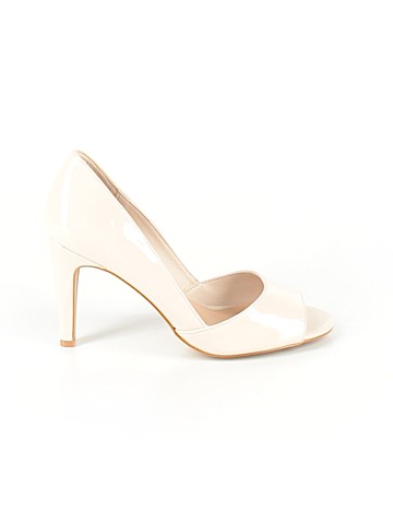 Kelly & Katie Heels (view 1)