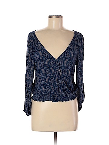 American Eagle Outfitters Long Sleeve Blouse (view 1)