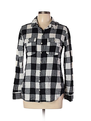 Mossimo Supply Co. Long Sleeve Button-Down Shirt (view 1)