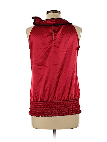 B.wear Sleeveless Blouse (view 2)