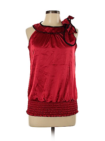 B.wear Sleeveless Blouse (view 1)